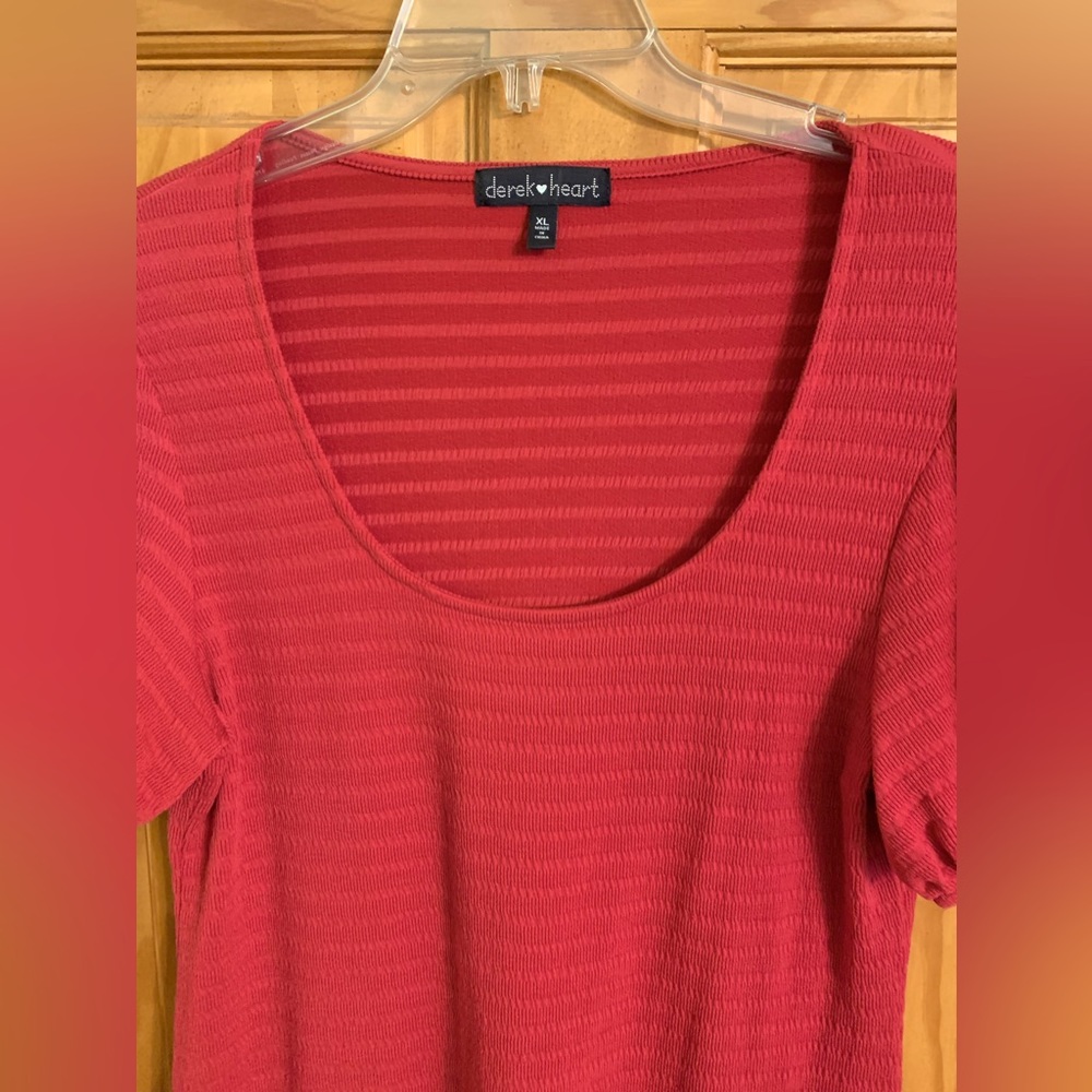 Derek ❤️ heart red puff sleeve dress - Picture 3 of 3